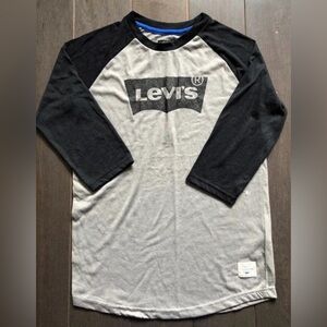 Levi’s girls shirt